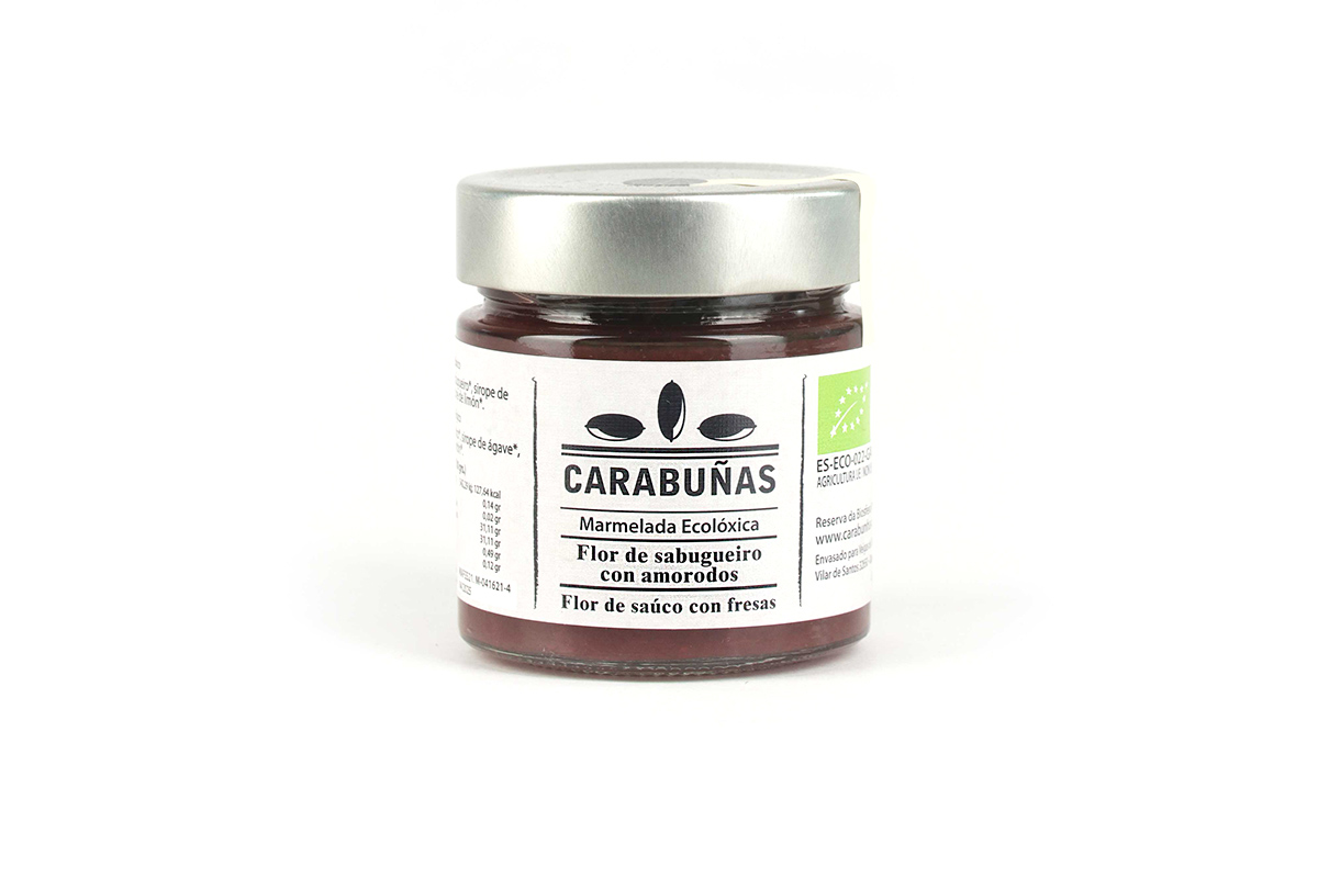 Bote de mermelada ecológica de 250g de flor de sauco y fresas de la marca Carabuñas.